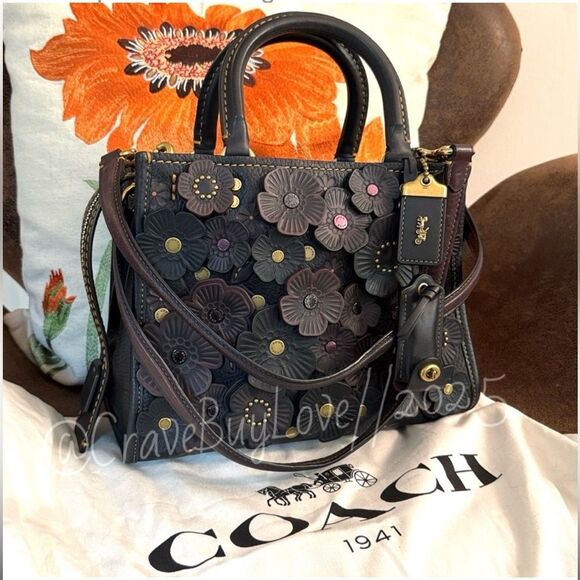 COACH AD - NEW OCTOBER DROPS 👀 - Picture 7 of 11